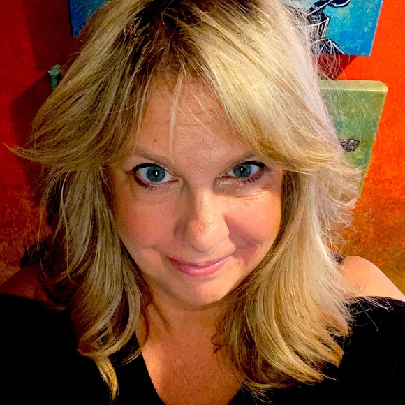 Meet your Posher, Shannon - Picture 1 of 1